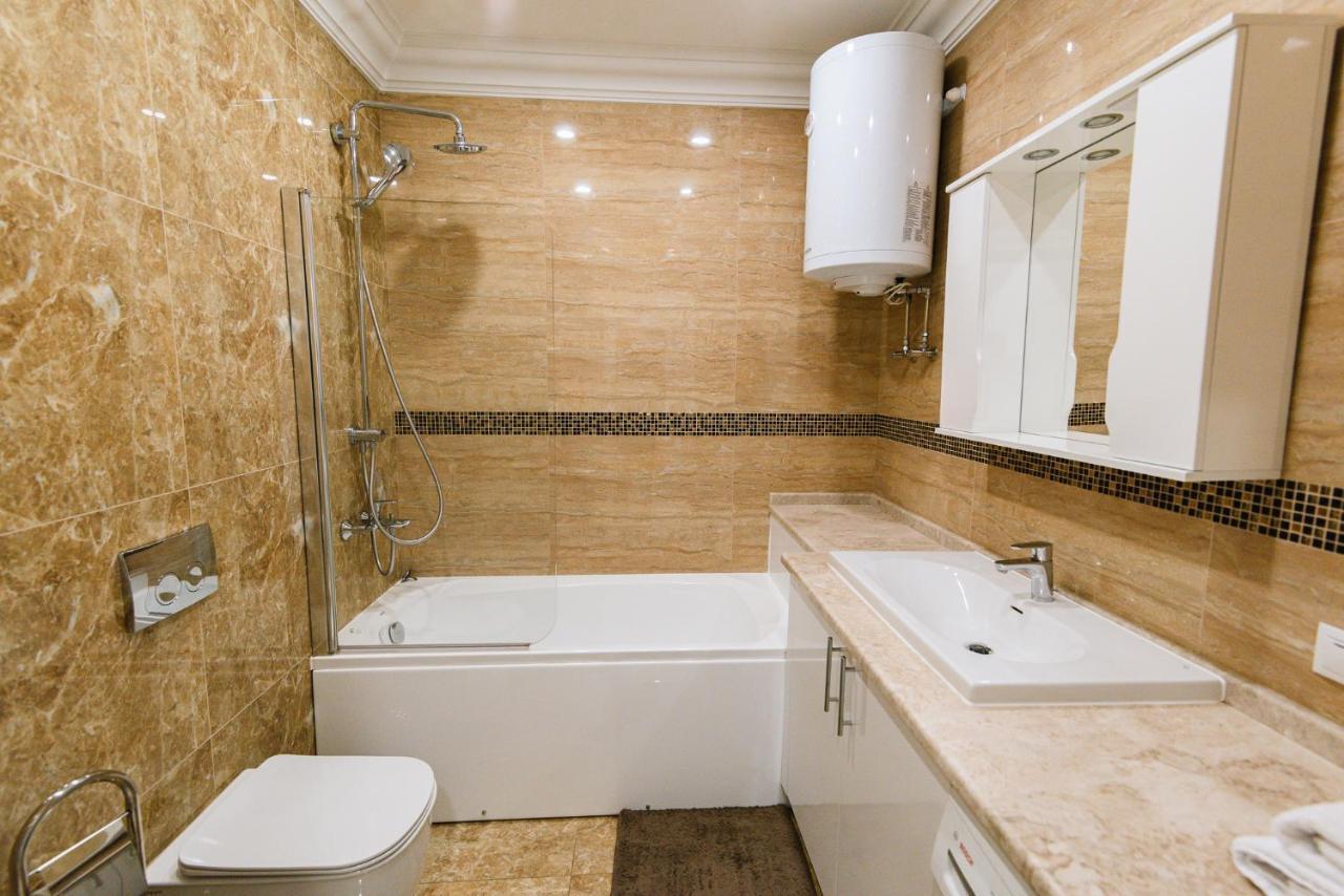 Apartament Luxury For Business & Pleasure Royal 2 Kijów Zewnętrze zdjęcie