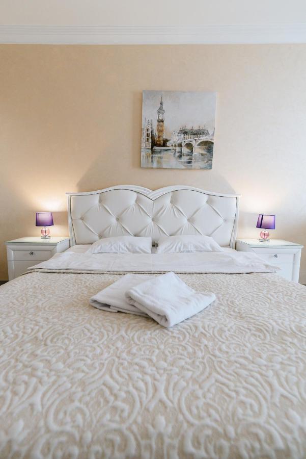 Apartament Luxury For Business & Pleasure Royal 2 Kijów Zewnętrze zdjęcie