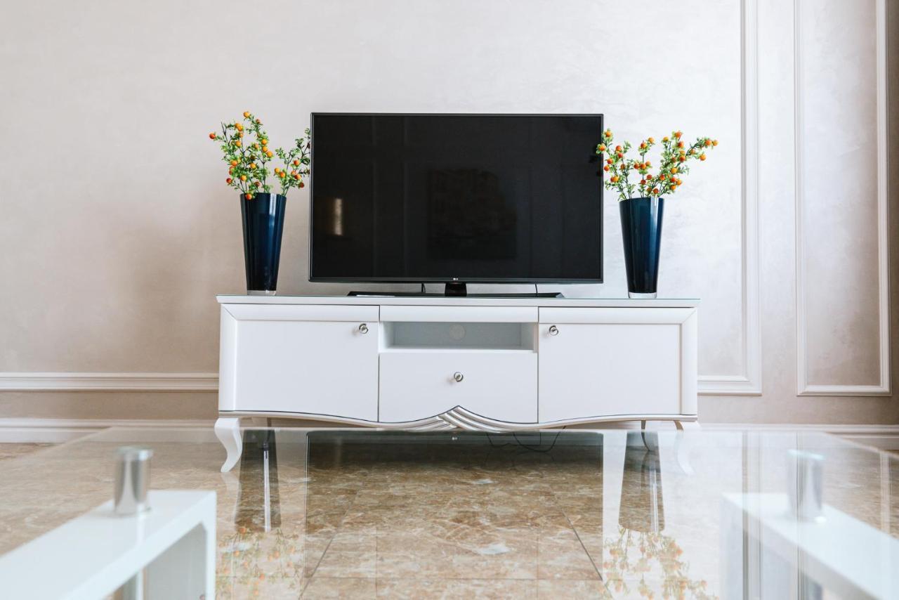 Apartament Luxury For Business & Pleasure Royal 2 Kijów Zewnętrze zdjęcie