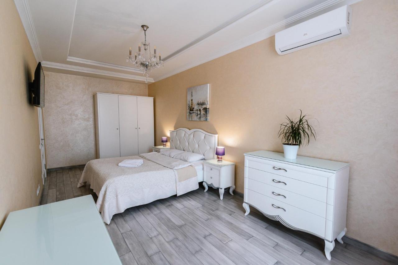 Apartament Luxury For Business & Pleasure Royal 2 Kijów Zewnętrze zdjęcie