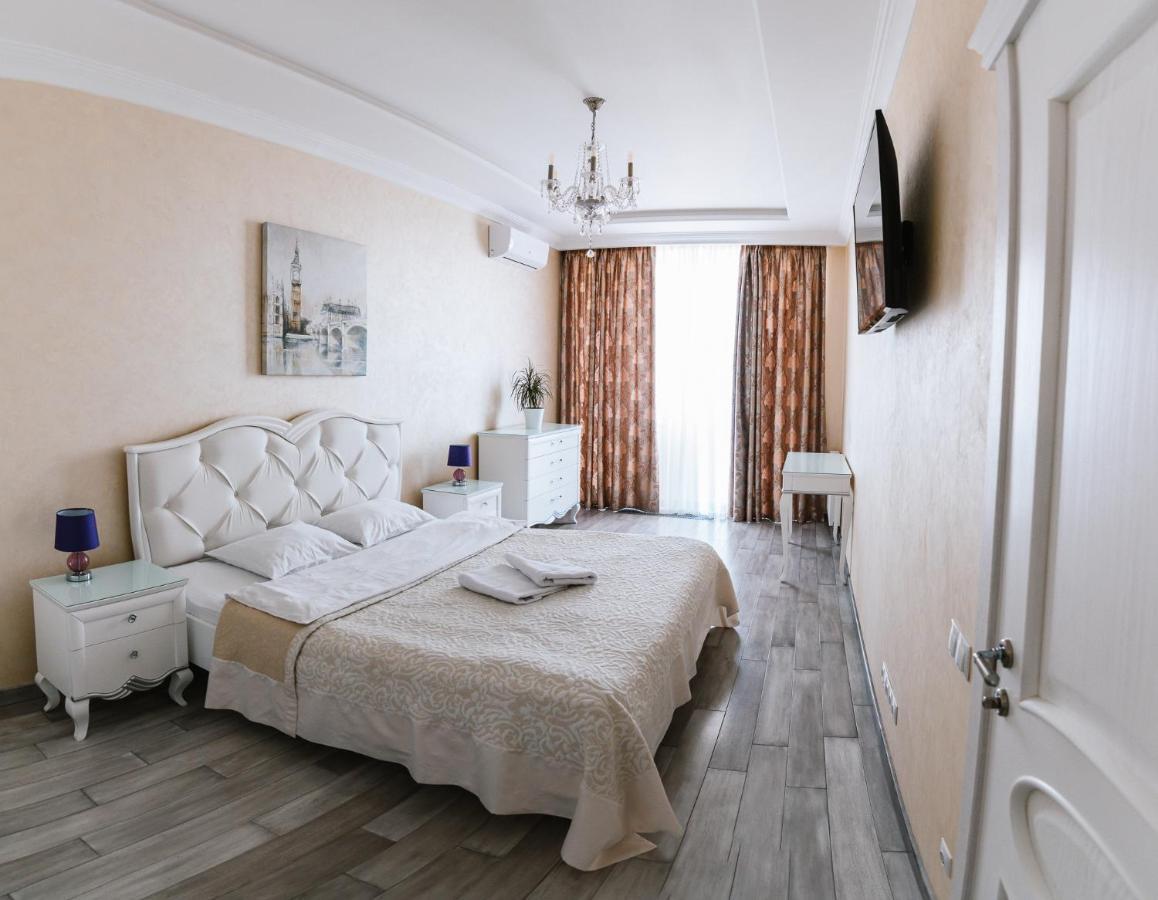 Apartament Luxury For Business & Pleasure Royal 2 Kijów Zewnętrze zdjęcie