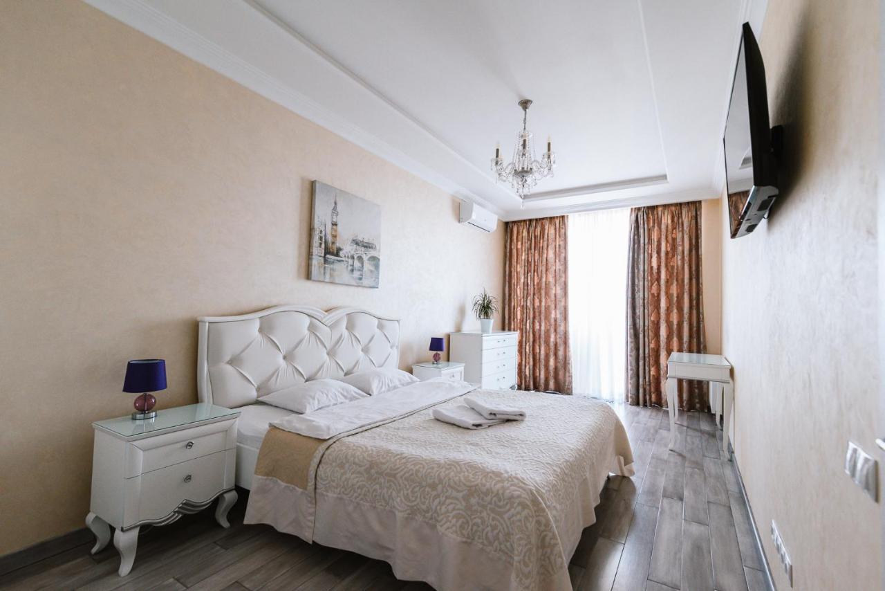 Apartament Luxury For Business & Pleasure Royal 2 Kijów Zewnętrze zdjęcie