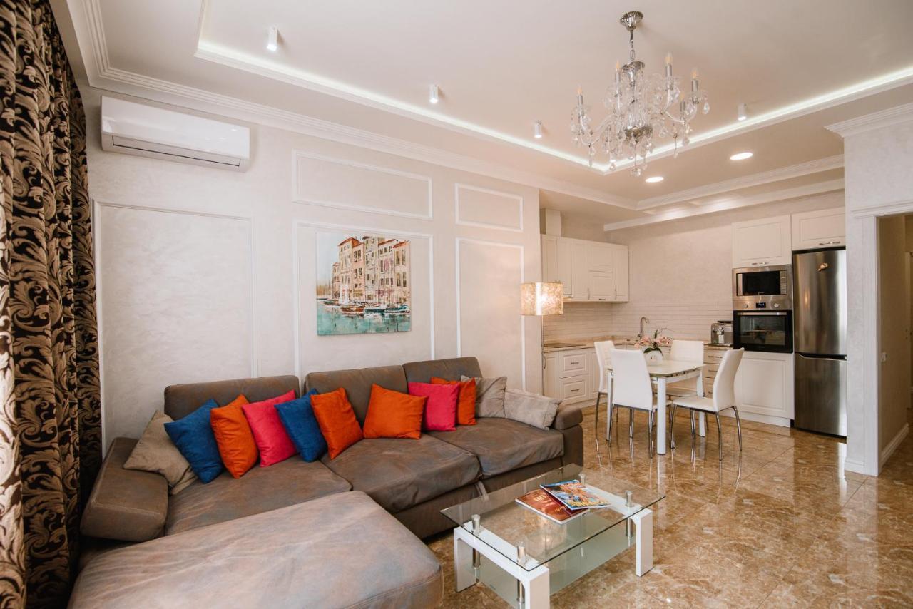 Apartament Luxury For Business & Pleasure Royal 2 Kijów Zewnętrze zdjęcie