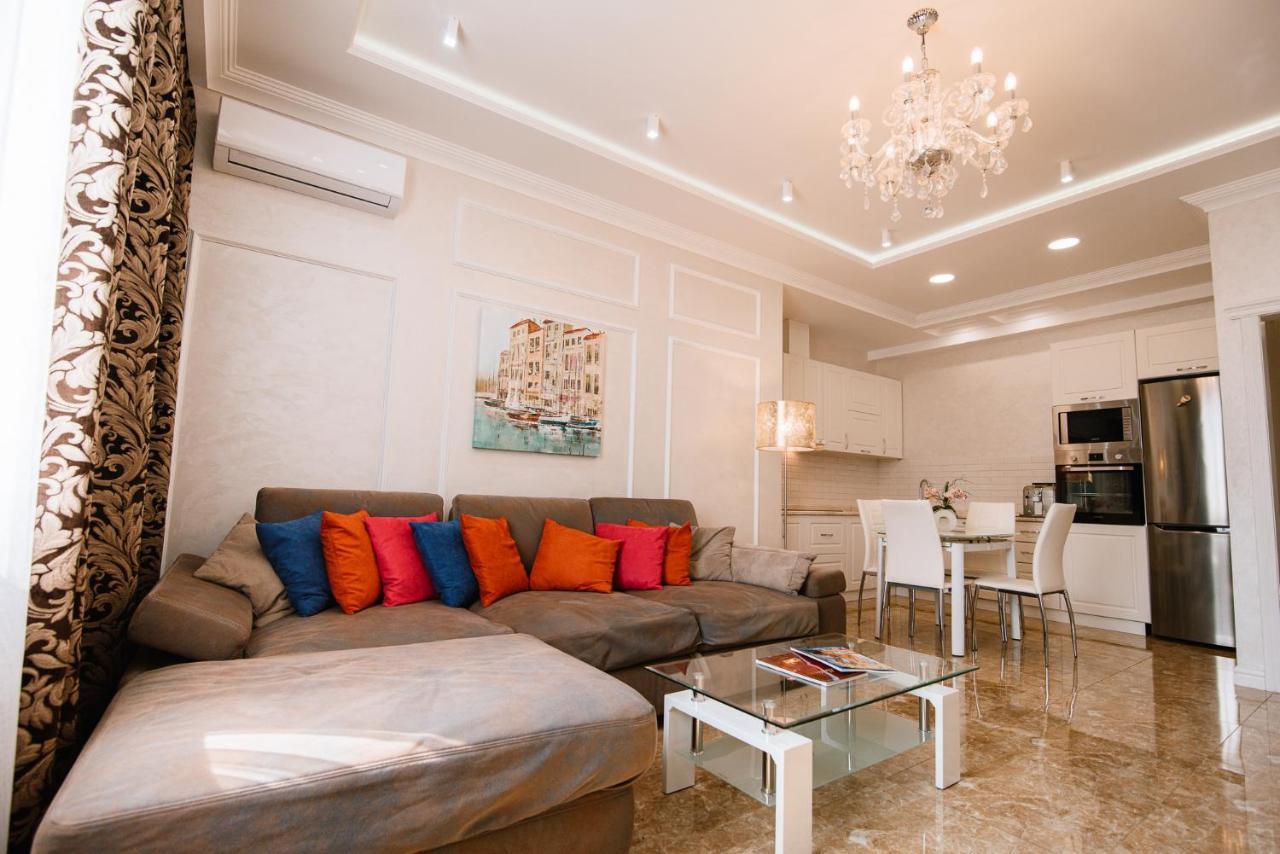 Apartament Luxury For Business & Pleasure Royal 2 Kijów Zewnętrze zdjęcie
